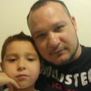 Meet your Posher, Emmanuel